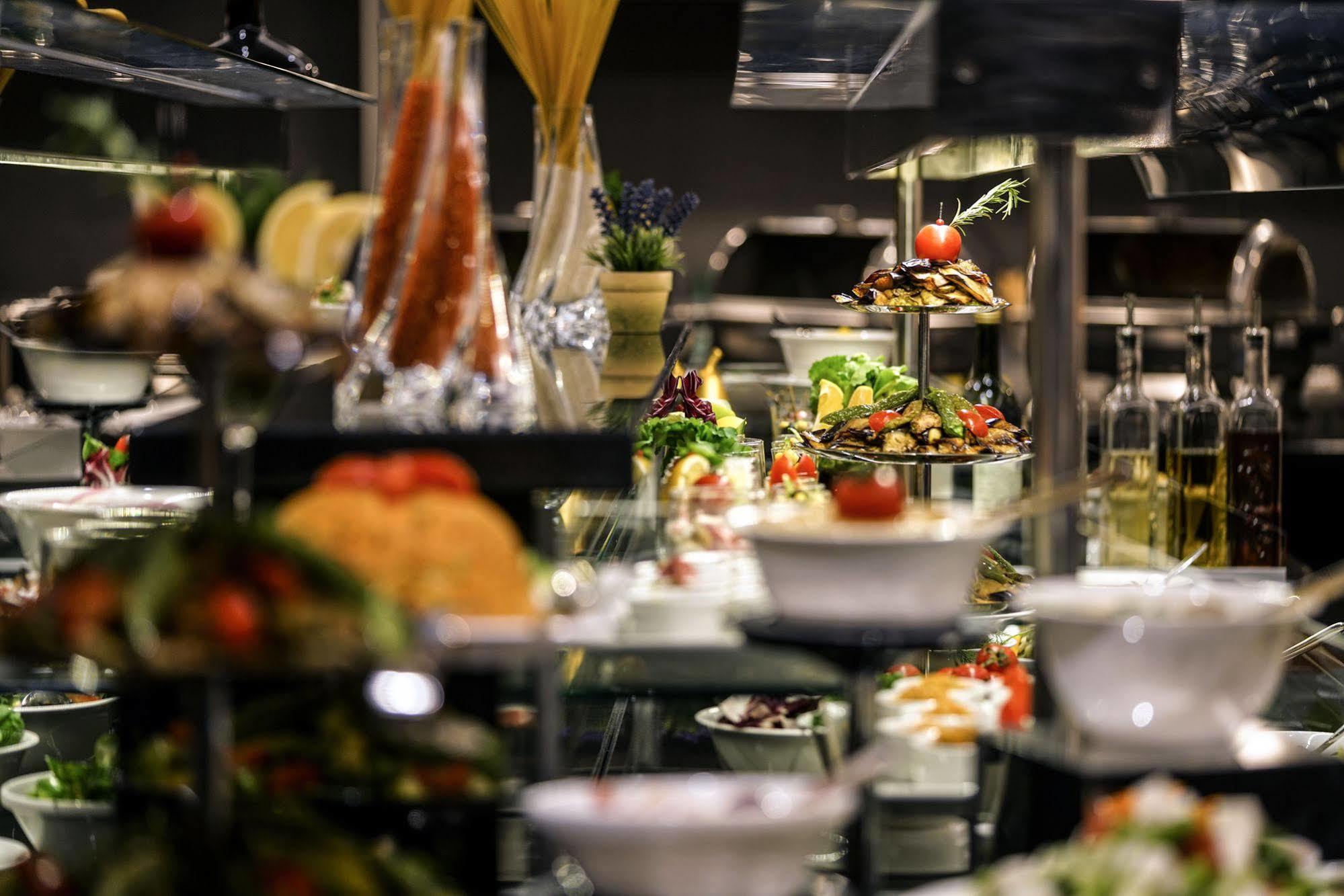 Hilton Garden Inn Eskişehir Exteriör bild